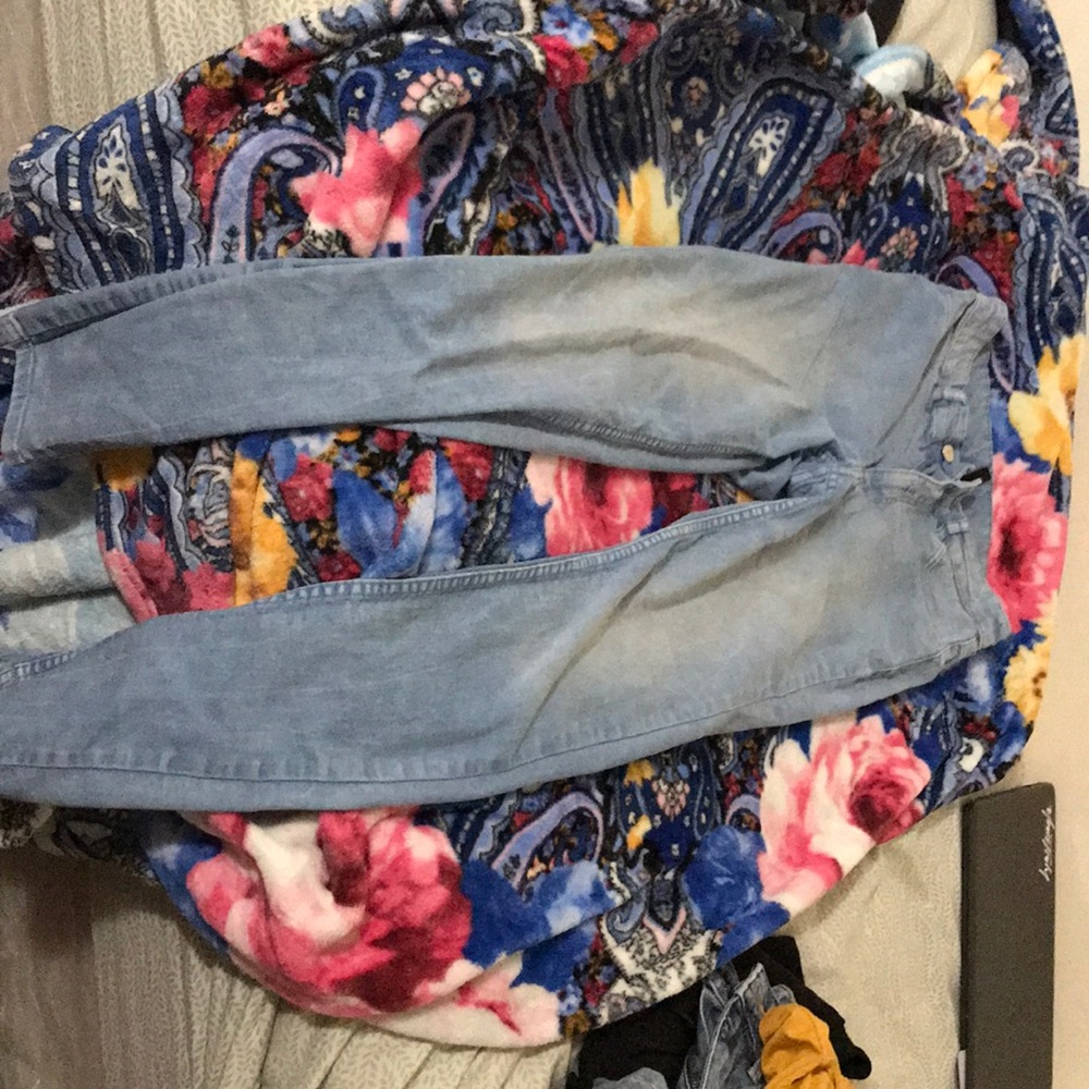 high waisted jeans light colored